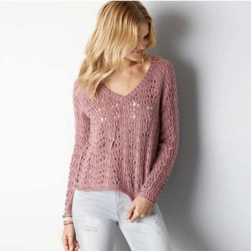 American Eagle Outfitters V-Neck Sweater - Dusty Pink - L